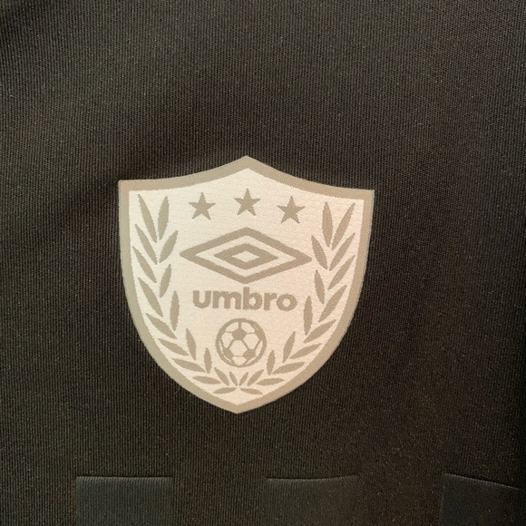 Umbro V-neck Soccer Jersey - Picture 3 of 4